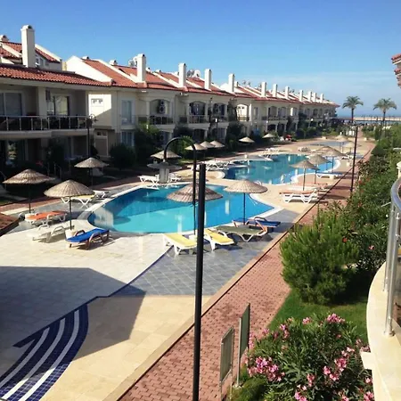 Sunset Beach Club Villas *